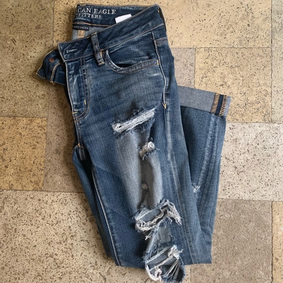 American Eagle Outfitters Denim - AE CROP JEANS